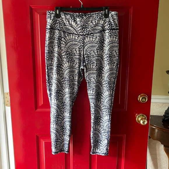 crown & ivy Pants - Crown & Ivy blue and white leggings sz XL